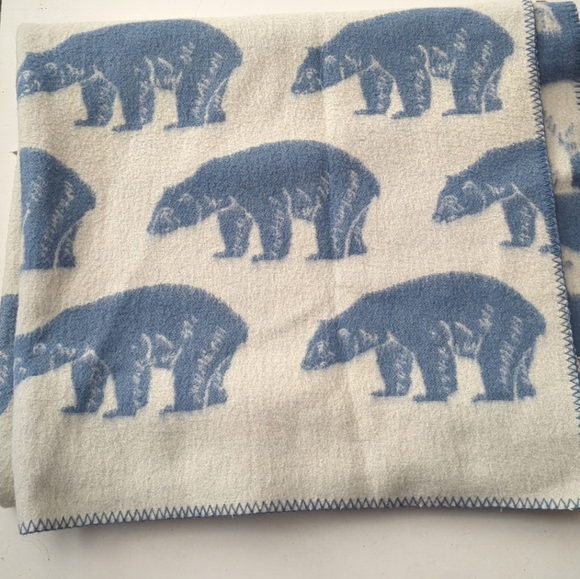 LL Bean 100% Pure New Wool Large Blanket Throw Blue White Polar Bear 52" / 75" - Picture 3 of 7